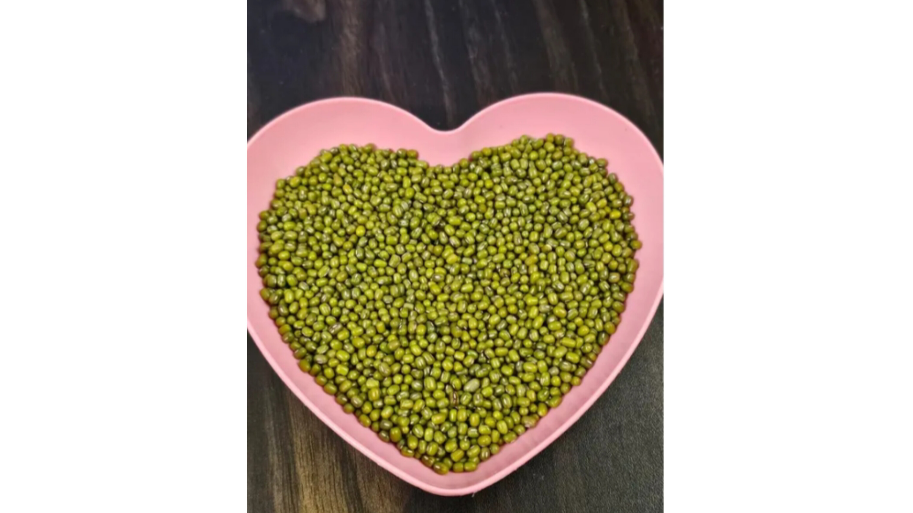 Green Moong Dal (সবুজ  মুগ ডাল )